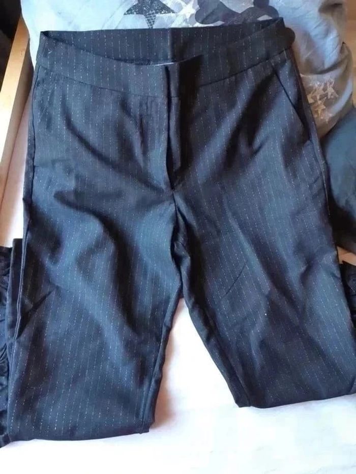 Pantalon chinot noir et argenté H&M très bon état taille 38 - photo numéro 8