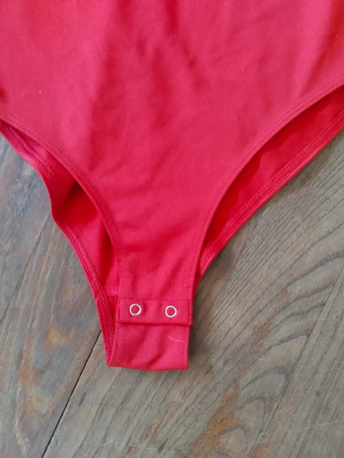Superbe body de marque Levi's pour femme taille M 38 - photo numéro 3