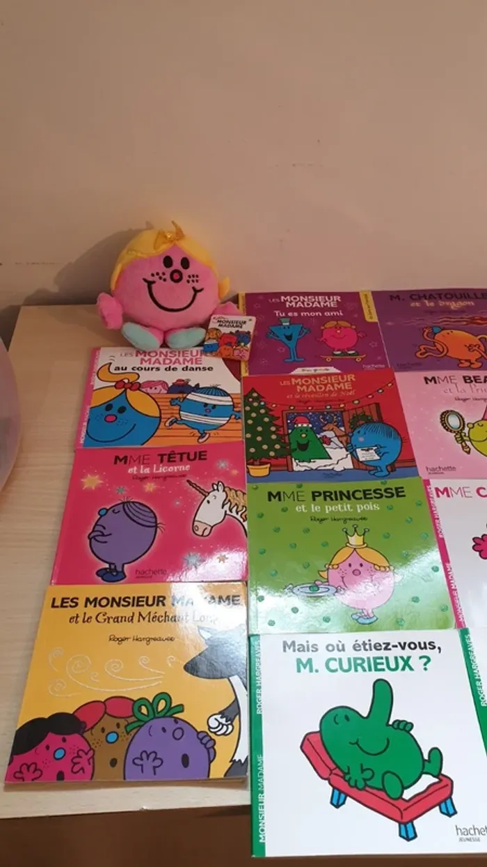 Lot livres Monsieur Madame - photo numéro 3