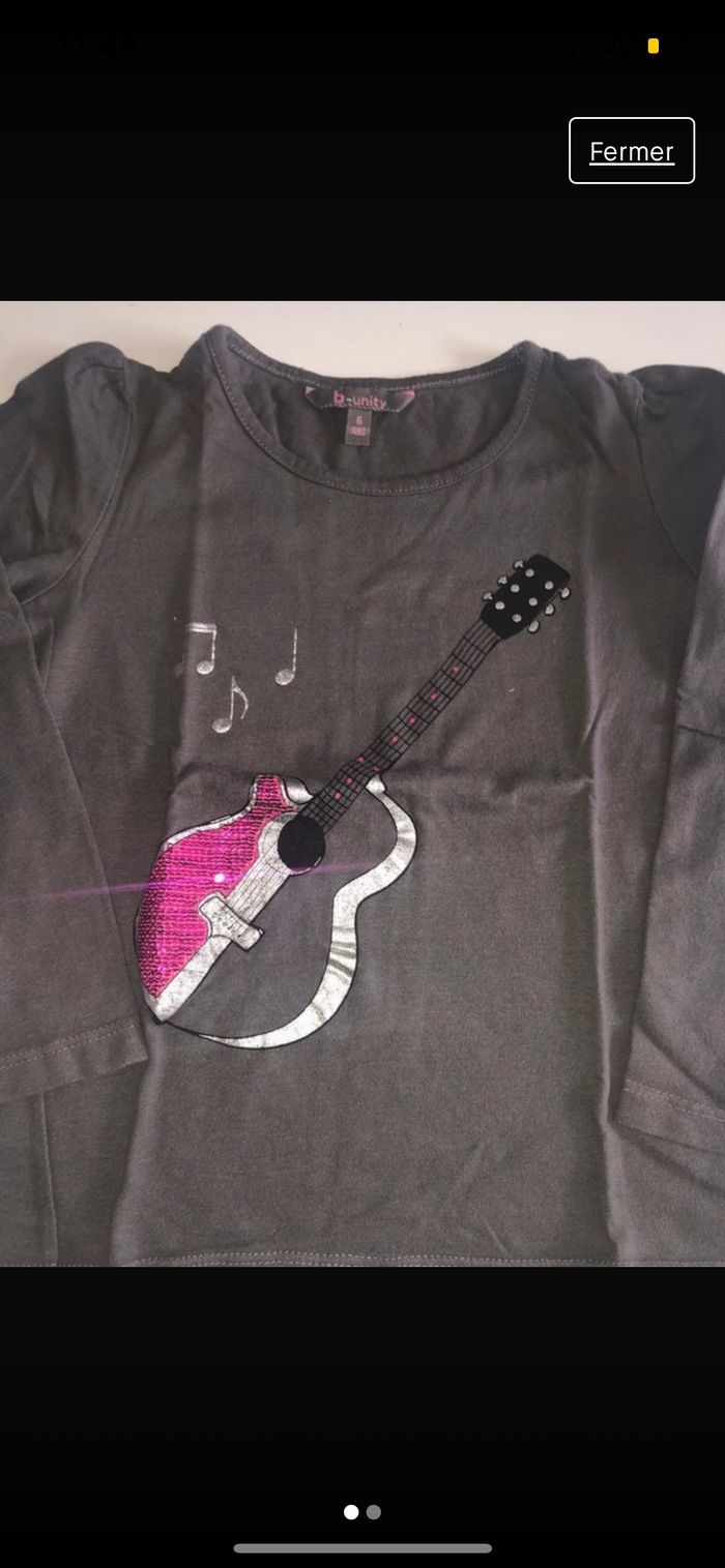 T-shirt avec guitare 6 ans
