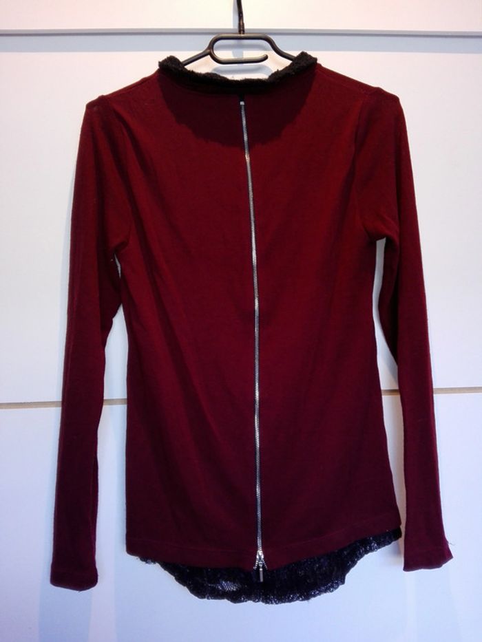 Pull fin bordeaux et dentelle noire - photo numéro 2