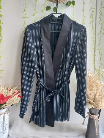 Blazer Zara – XS – Marine – État : Excellent