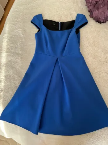 Robe Pinko taille M ou 38