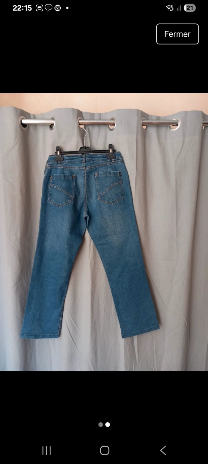 Jeans court taille 42 - photo numéro 2