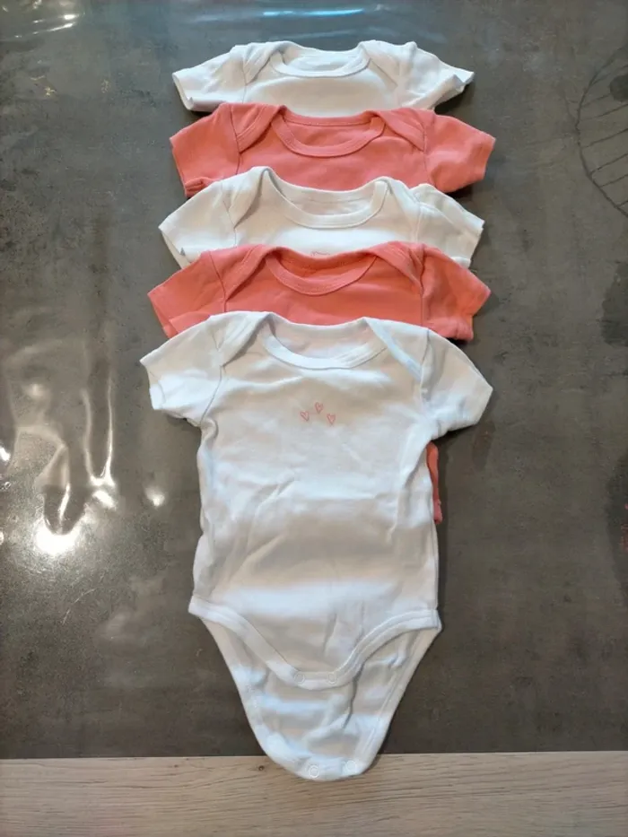Bodies MC 3 mois ( 56-62 cms)