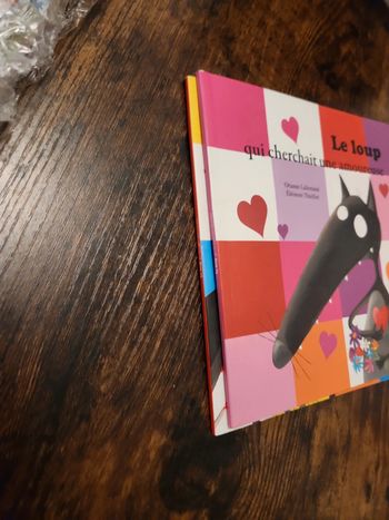 Lot de 2 livres : Le loup