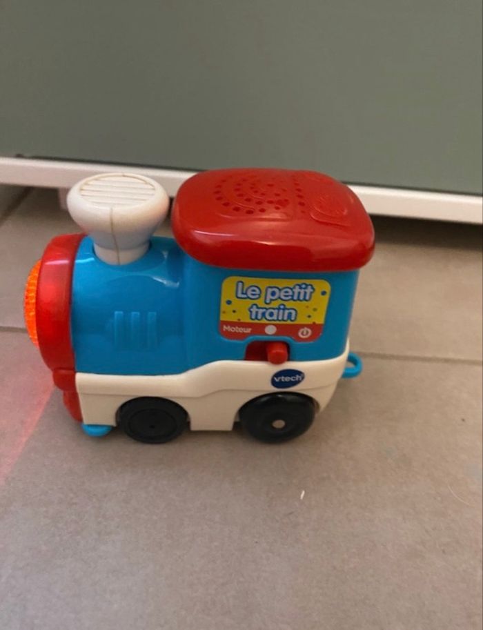 Circuit train et sa gare éducative tut tut bolide - photo numéro 10