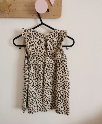 Robe léopard. 