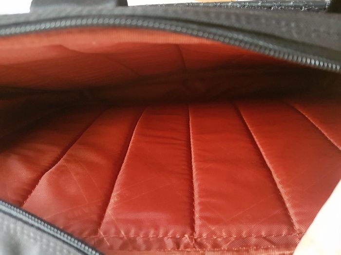 Sacoche LONGCHAMPS neuve - photo numéro 3