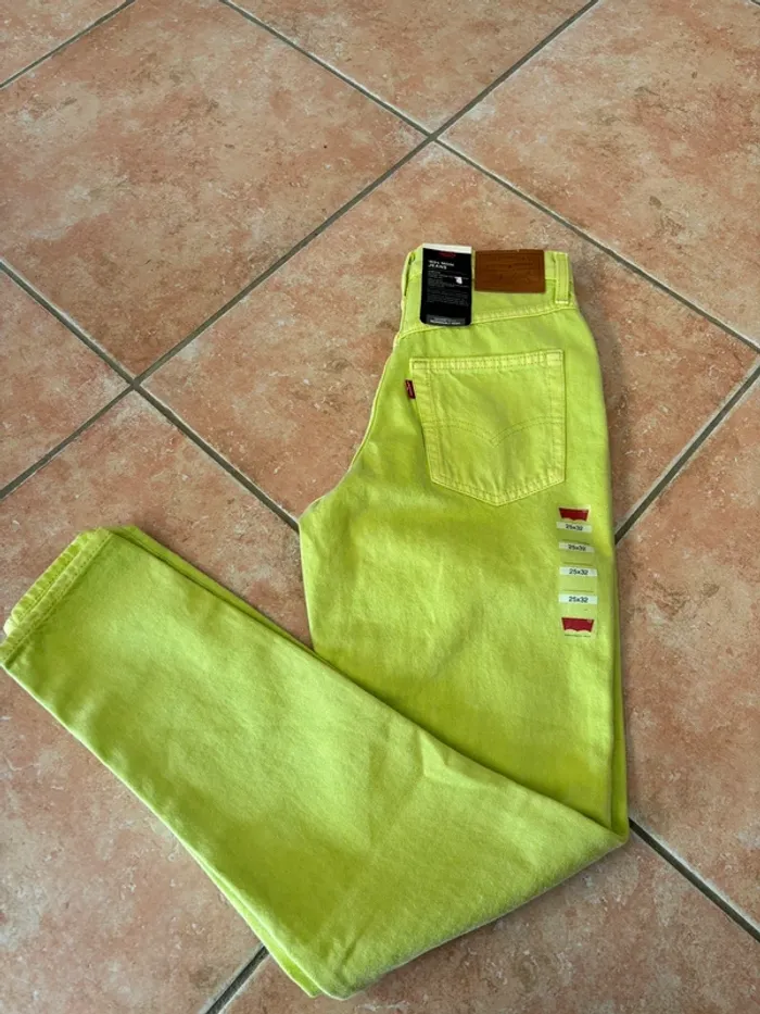 Jean levis 80s mom vert pomme - photo numéro 2