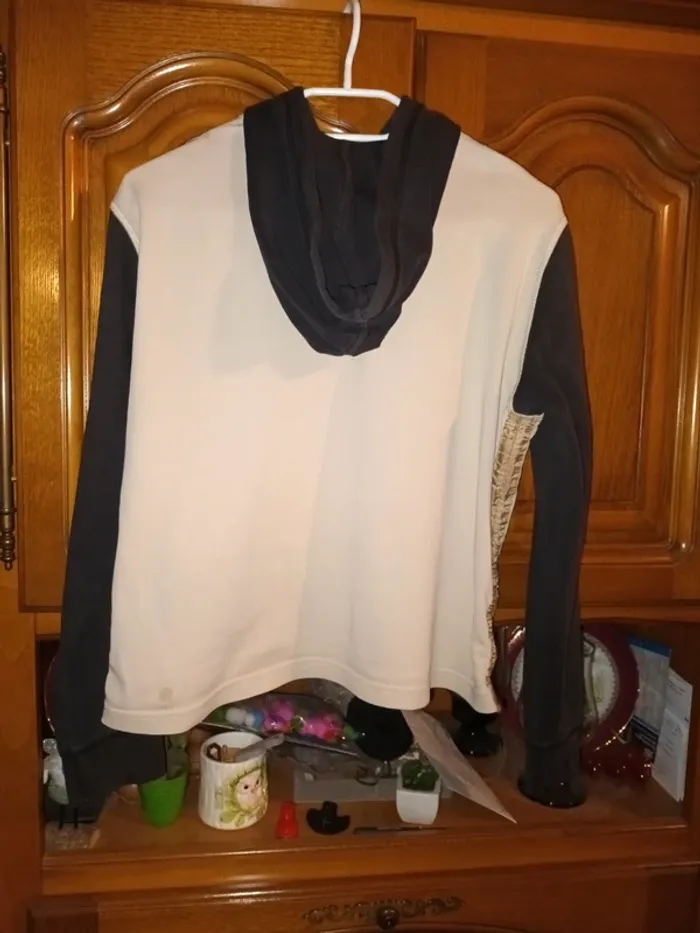 Veste à capuche femme taille 38 40 - photo numéro 2