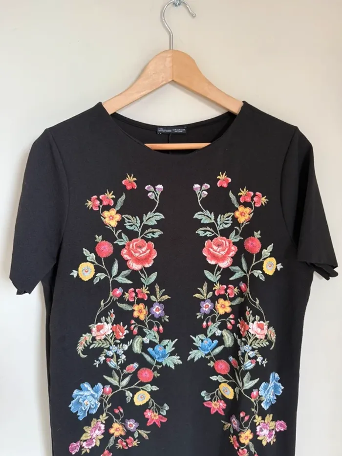 Robe t-shirt fleurs Zara - photo numéro 3