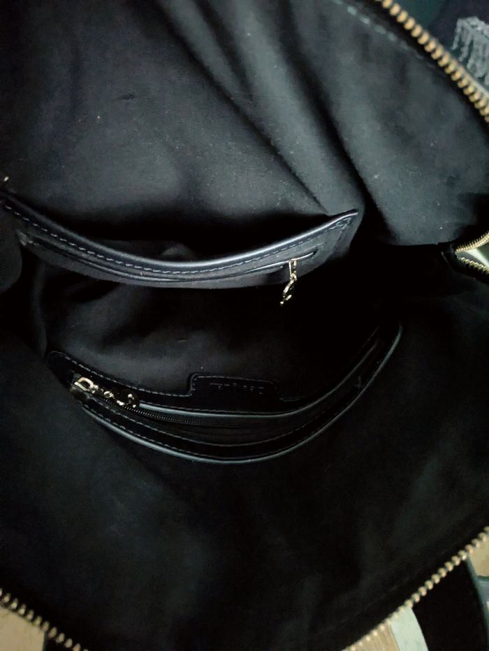 Sac à dos femme en cuir , marque Dezigual - photo numéro 6