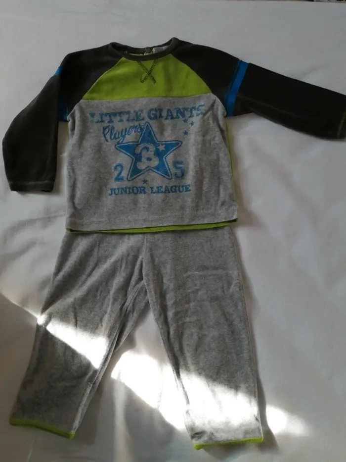 Pyjama 2 pièces 24 mois - photo numéro 2