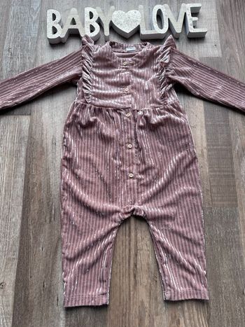 - Combinaison H&M - 9 mois - Très bon état 