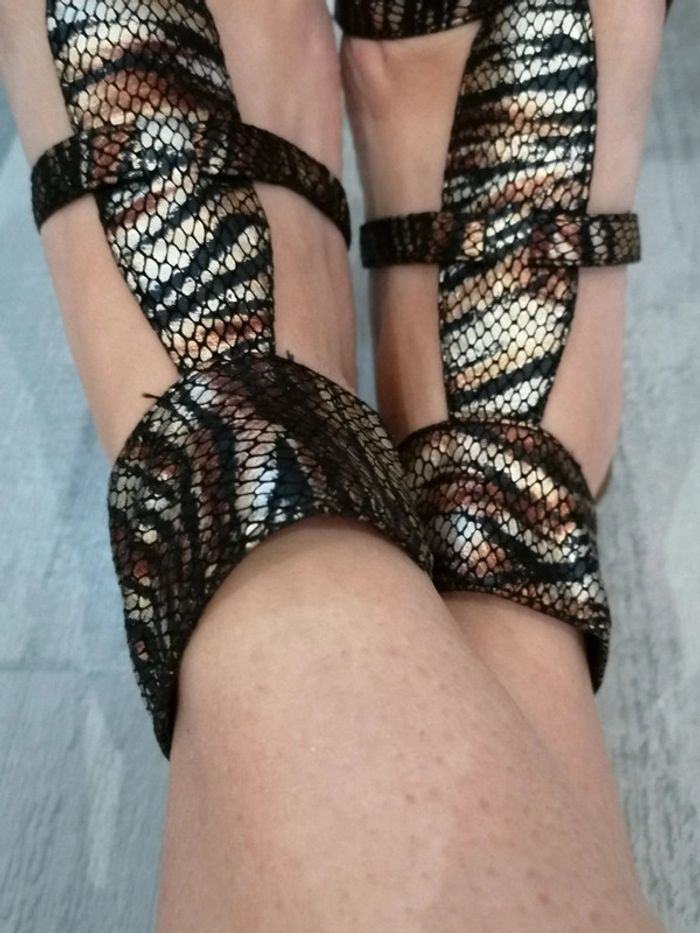 Sandales nu pieds T 40 🌞 - photo numéro 5