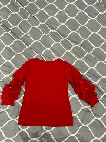 Haut rouge à perle taille S