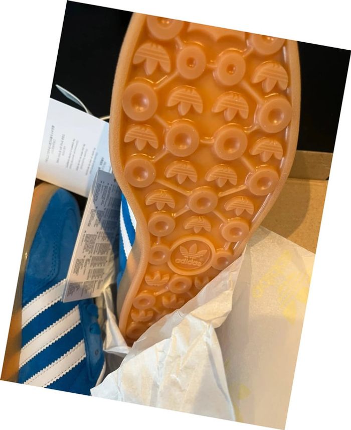 Adidas Gazelle bleu neuves taille 39 1/3 - photo numéro 2