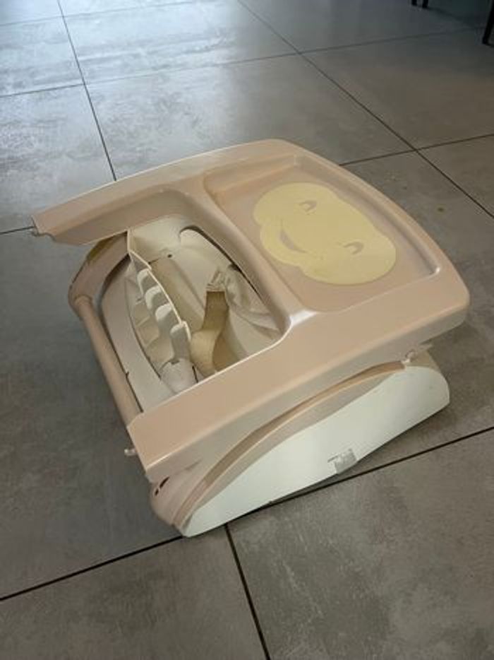 Chaise haute - photo numéro 7