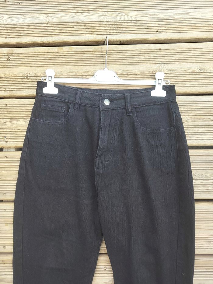 Jean Noir Coupe Mom – shein – Taille M  – Très Bon État - photo numéro 3