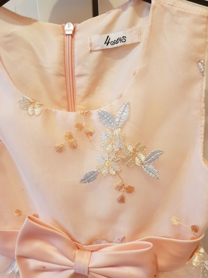 Robe avec détails broderie - photo numéro 3