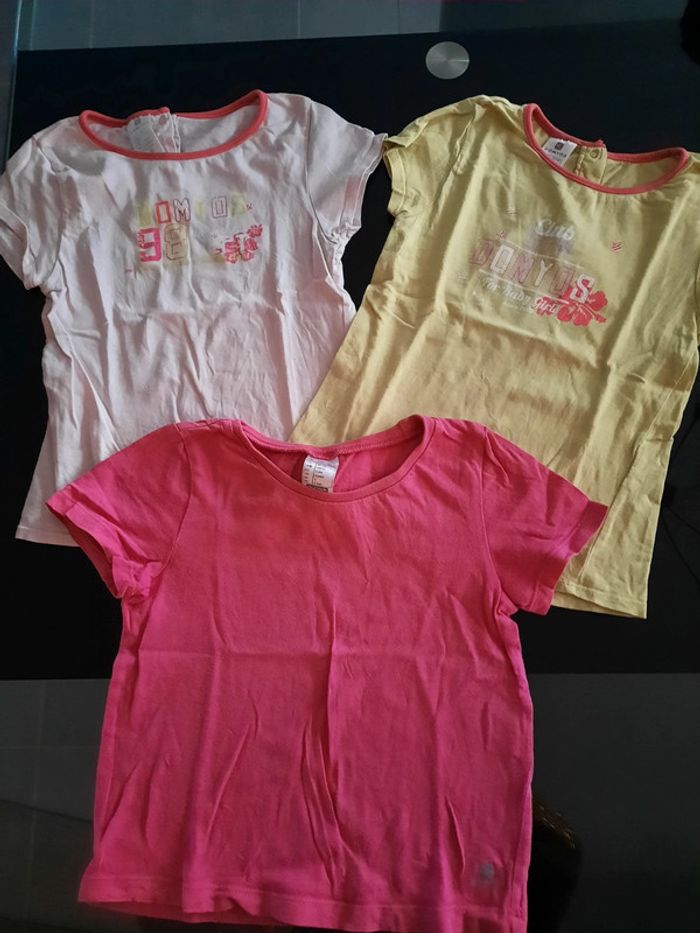 Lot t-shirts 4 ans - photo numéro 2