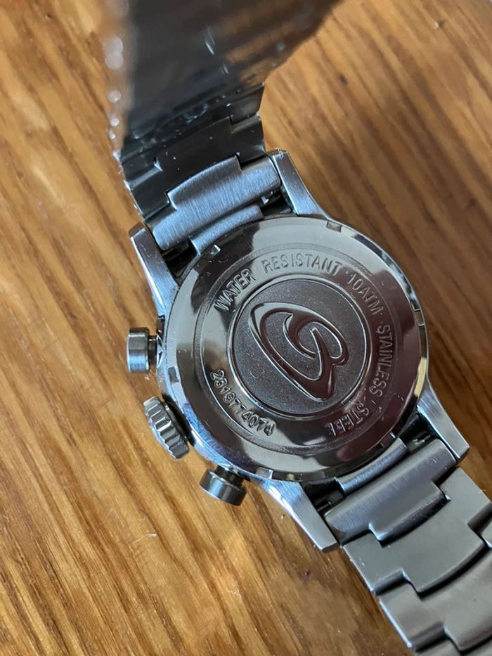 Montre - photo numéro 3