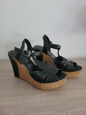Sandales Vintage talons compensés p37