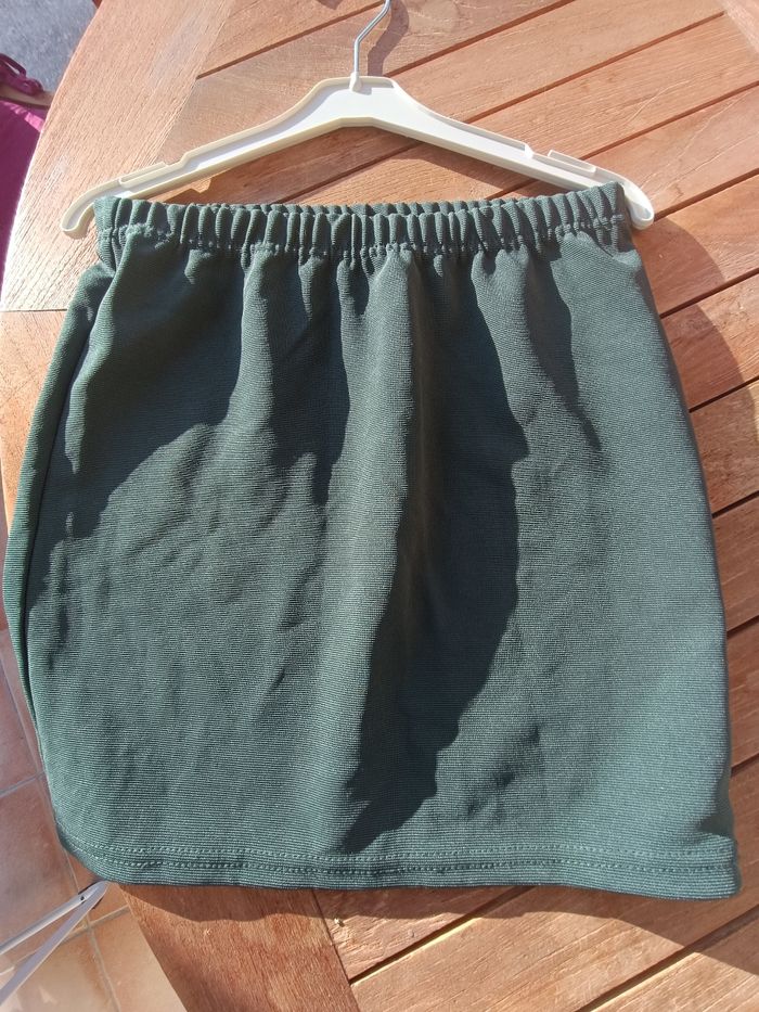 Mini jupe vert sapin - photo numéro 2