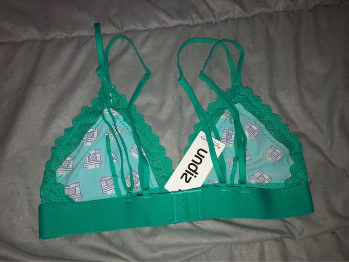 Soutien gorge - photo numéro 4