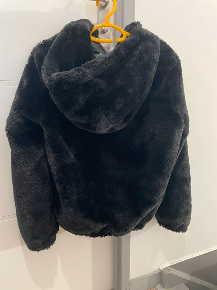 Manteau fourrure noir taille M Jennyfer - photo numéro 3