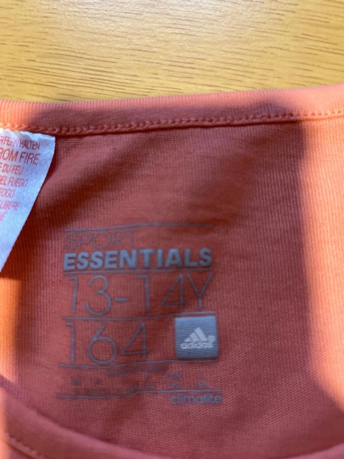 T-shirt Adidas taille taille 13, 14 ans - photo numéro 2