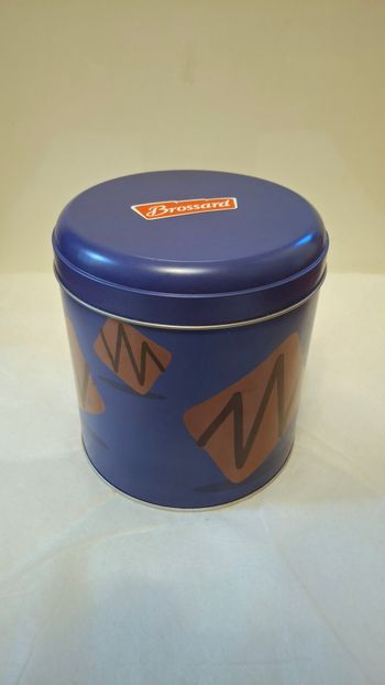 Boite alimentaire en métal Brossard