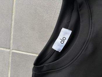 Ensemble Alo Yoga Noir Taille M