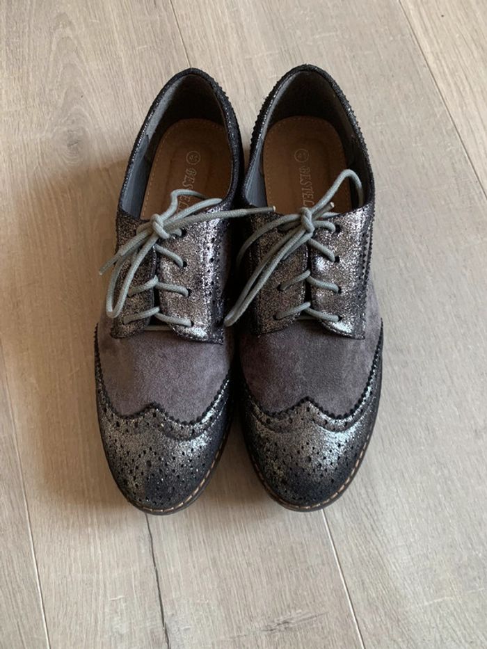Chaussures Richelieu argentées 41