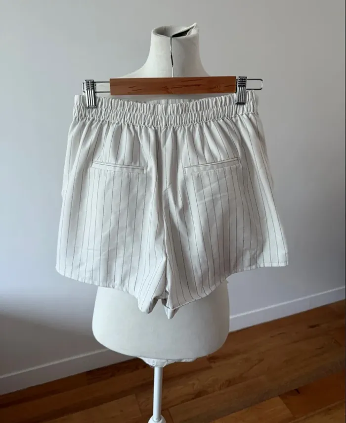 Short à rayures L/40 - photo numéro 2