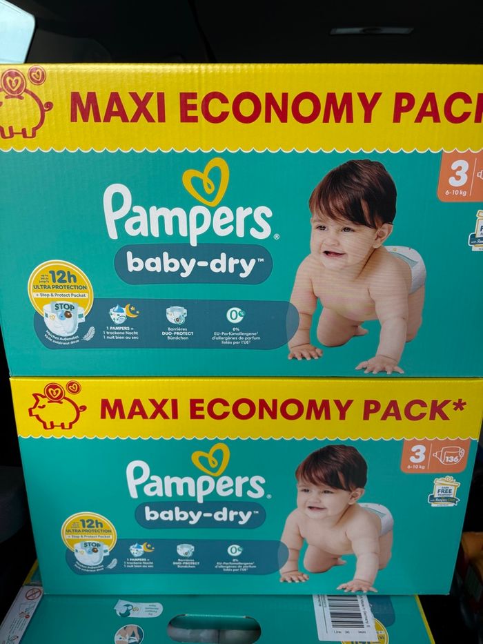 Lot de 2 couche Pampers baby dray t3