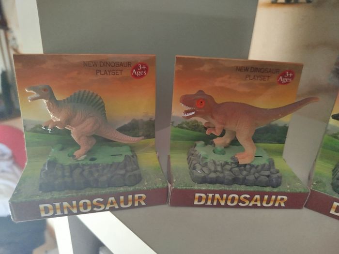 Lot figurine dinausore - photo numéro 9