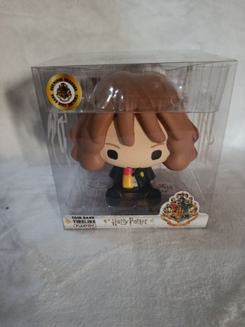 A saisir, NEUVE, très belle tirelire " Harry Potter  "  ( bien lire svp )