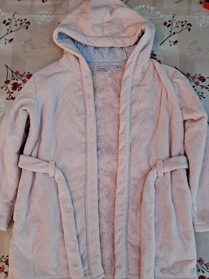 Superbe robe de chambre / peignoir doux, qualité, capuche doublée, ceinture - T 8 ans - Okaïdi