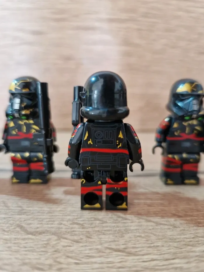 Figurines type lego 4 Dead Troopers stormtroopers star wars - photo numéro 4