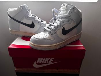 Nike Dunk High , authentique - Taille 6 ( EU 38.5 )
