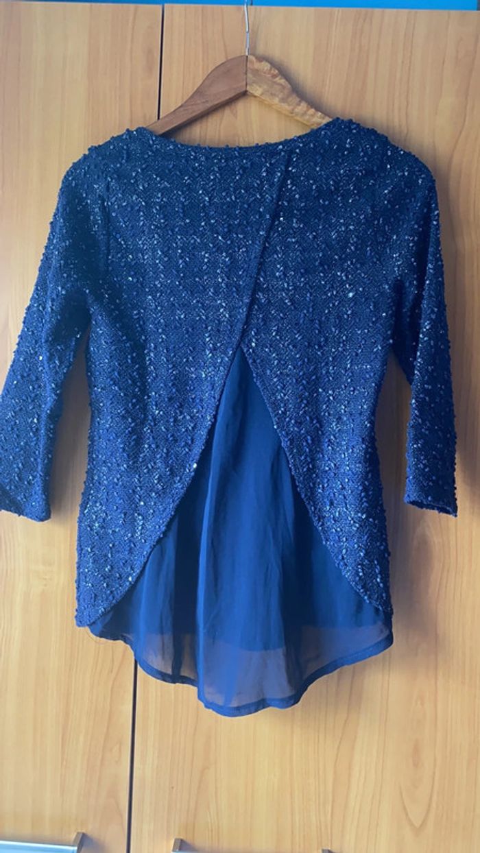 Pull a manche longue bleu marine avec broderie M - photo numéro 5