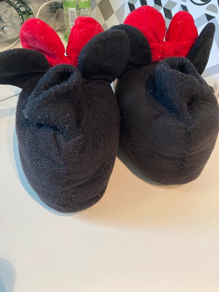Pantoufles Minnie pointure 26/27 - photo numéro 5