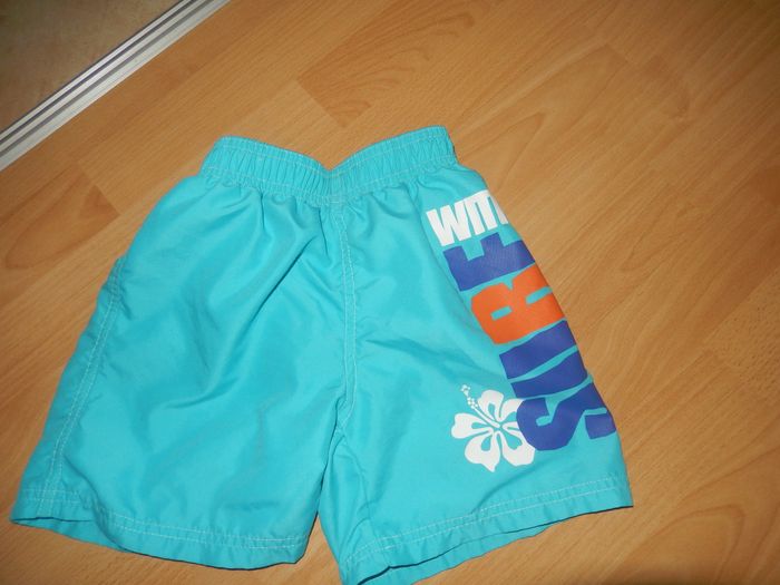 short de bain go sport 5/6 ans