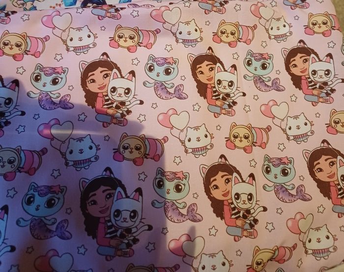 Snood Gabby chatDe 2 à 5/6 ans
Neuf
Fait main