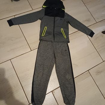 Survêtement garçon 8 ans