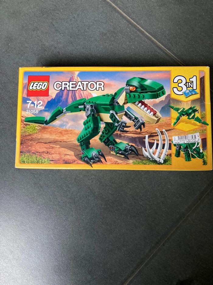 Lego créatif 31058 dinosaure