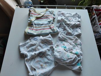 Lot de 4 bodys naissance