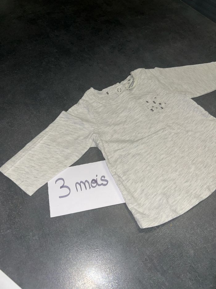Tee shirt à manches longues bébé gris - photo numéro 2